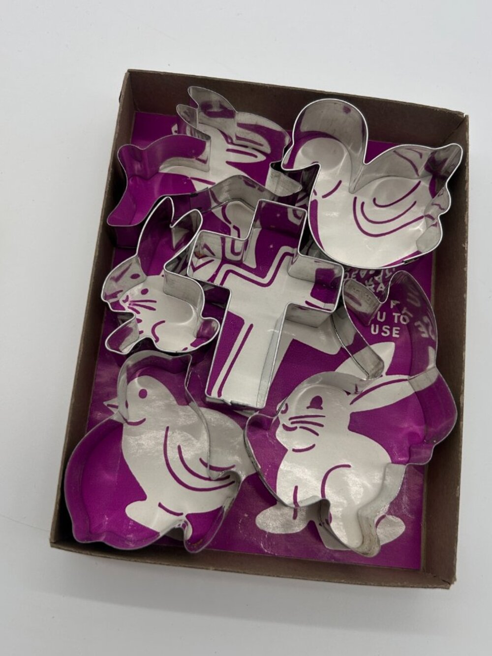 Vintage Easter Cookie Cutters by Cooky Cutters Set Of 6 In Original Box ~ Metal - Picture 7 of 9